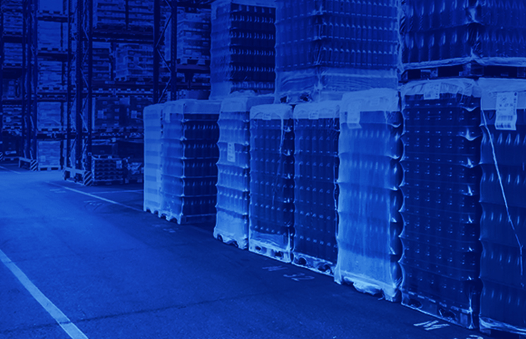 Container depot with flexible parking spaces for import and export containers at terminal Graz.