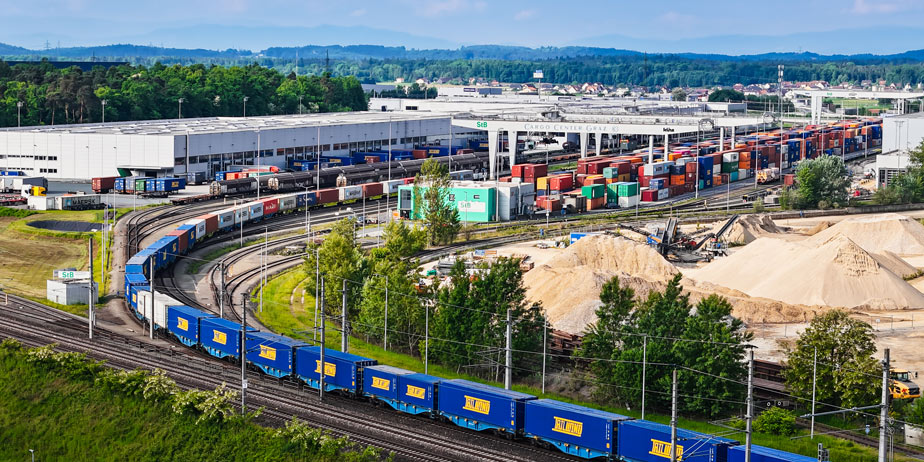 Tailwind Intermodal Train