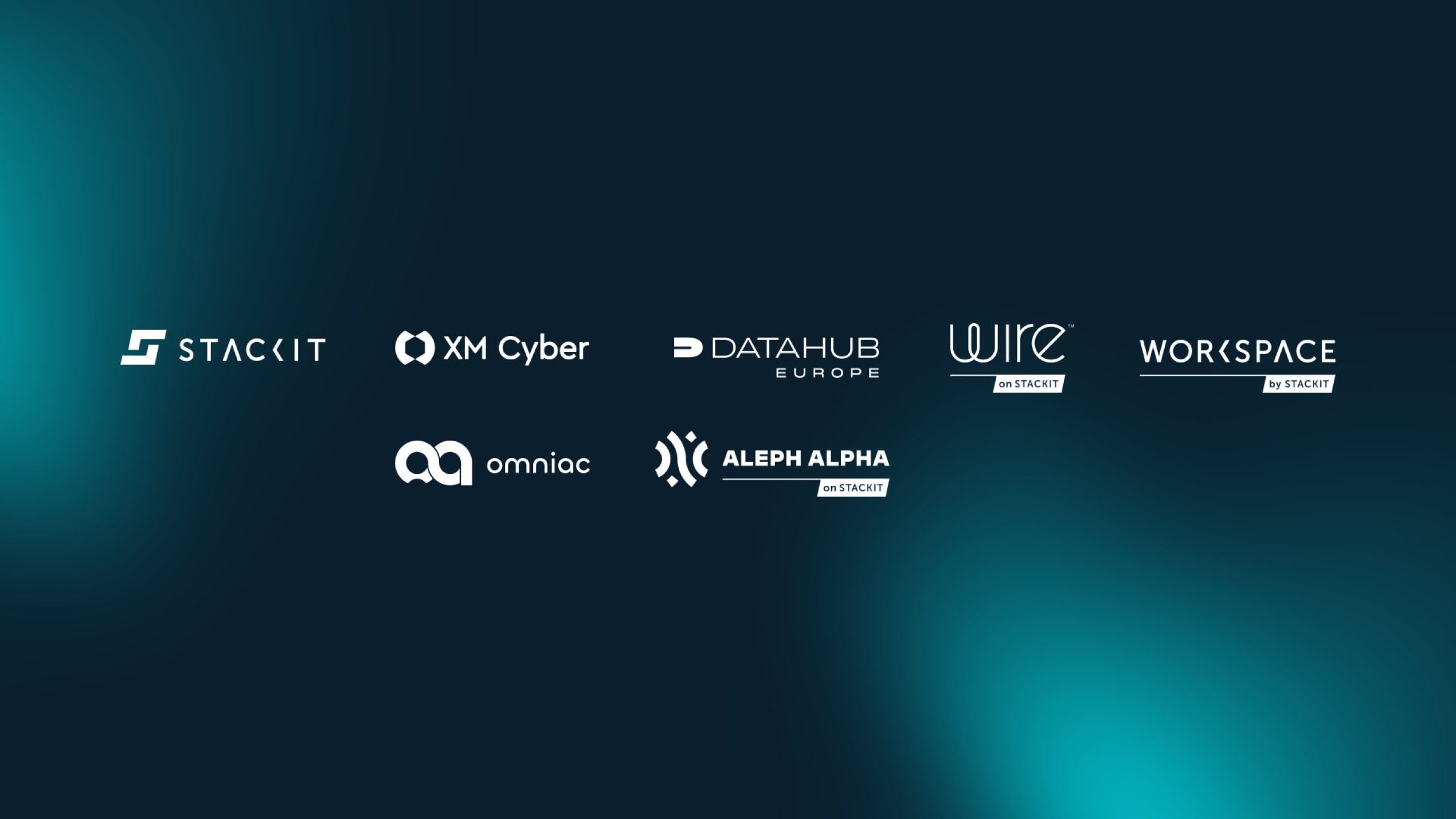 Logos der Schwarz Digits Produktmarken STACKIT, XM Cyber, Datahub Europe, Wire, Workspace, omniac und Aleph Alpha auf dunkelblauem Hintergrund.