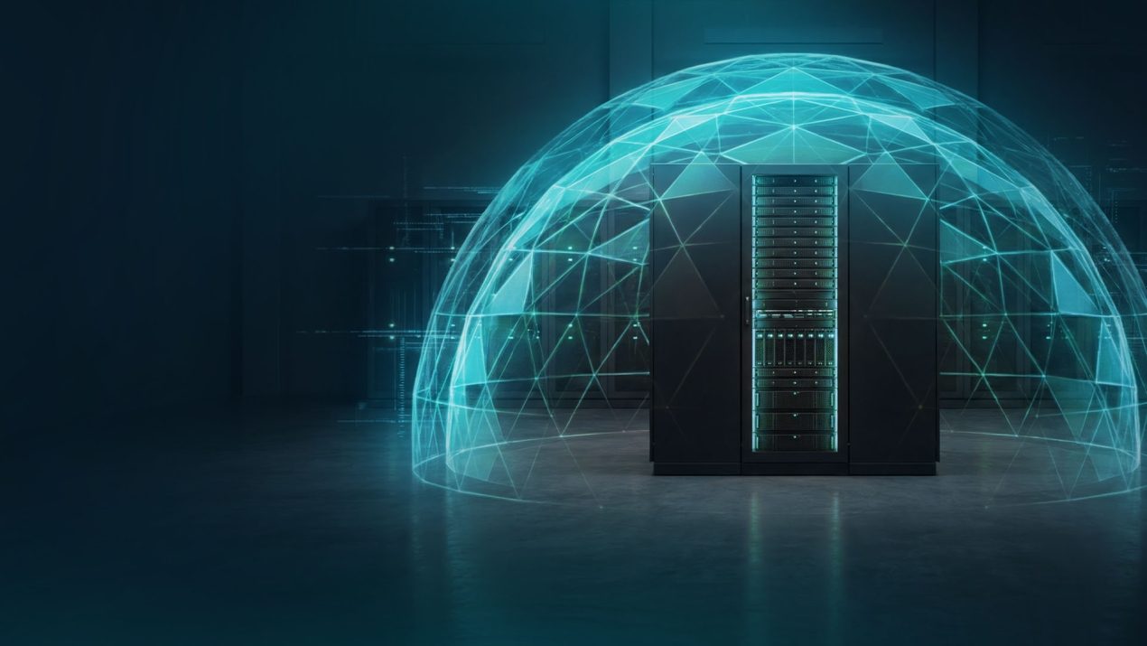 Ein Server-Rack in einem Rechenzentrum, geschützt durch eine leuchtend blaue, digitale Hologramm-Kuppel als Symbol für Cybersicherheit und IT-Resilienz.
