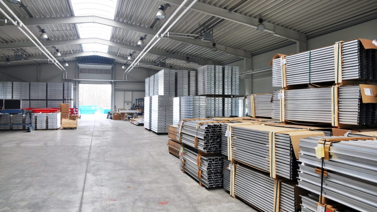 Manufacturing: Medium-sized companies