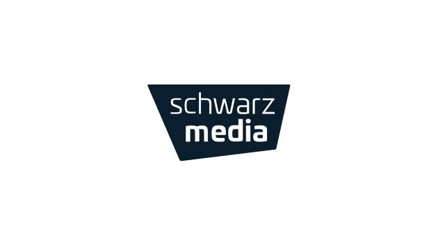 Der Hintergrund ist weiß und zeigt das Logo von schwarz media in dunkelblauer Farbe.