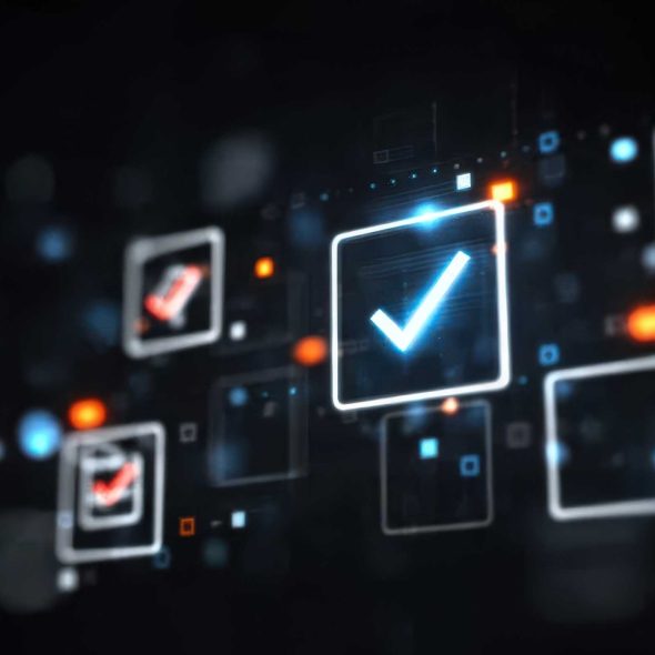 Futuristisches digitales Überprüfungs-Dashboard mit einer Reihe leuchtender Häkchen und roter X-Symbole, das einen automatisierten Audit- und Validierungsprozess für maschinenlesbare STACKIT Service-Status und Preiskalkulatoren darstellt.