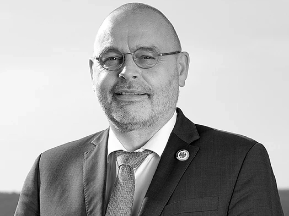Dr. Gerhard Schabhüser
