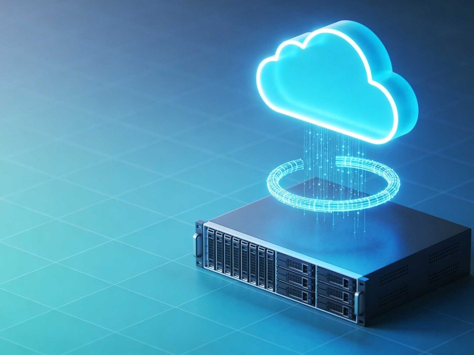 Konzept einer skalierbaren Cloud-Infrastruktur: Ein lokaler Server, der über leuchtende digitale Datenströme mit einer blauen Neon-Cloud verbunden ist.